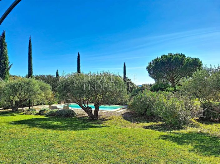 Image No.2-4 Bed House for sale