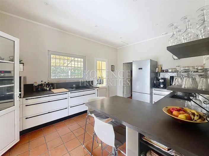 Image No.5-Maison de 4 chambres à vendre à Cotignac