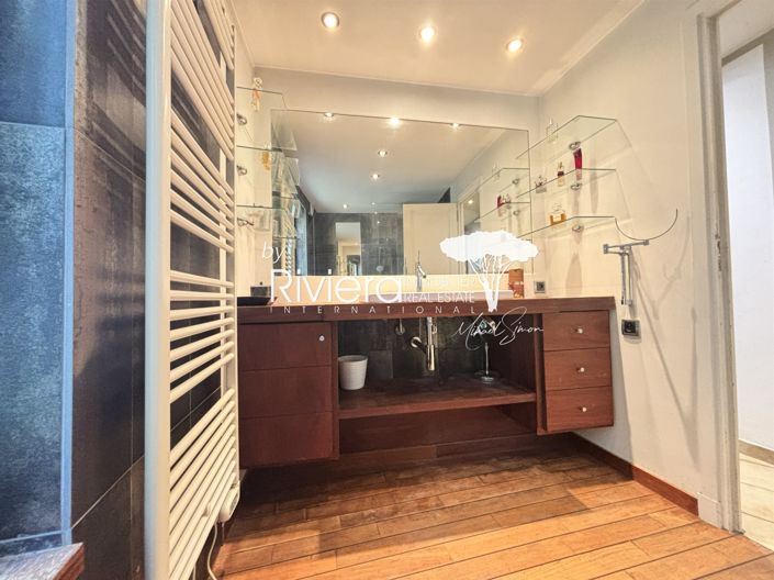 Image No.15-4 Bed House for sale