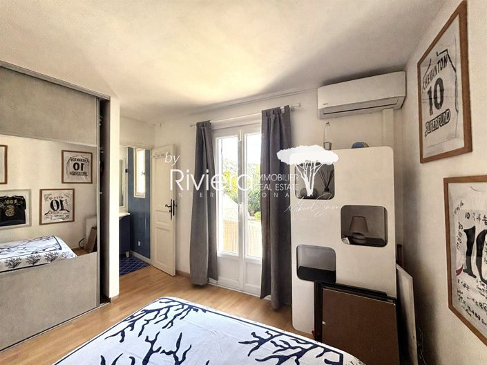 Image No.19-4 Bed House for sale