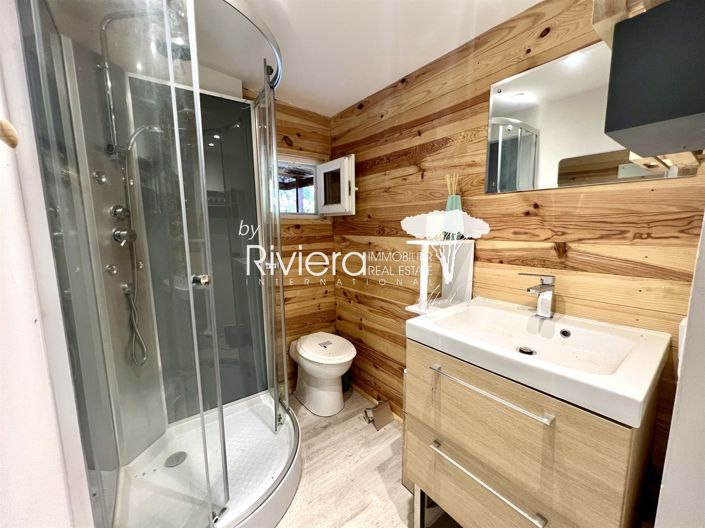 Image No.22-4 Bed House for sale