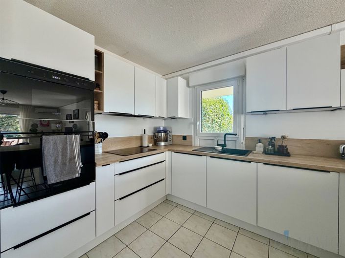 Image No.13-3 Bed Apartment for sale