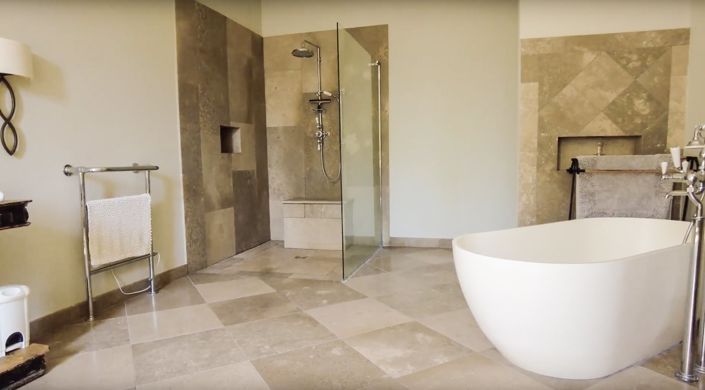 Image No.14-11 Bed Property for sale