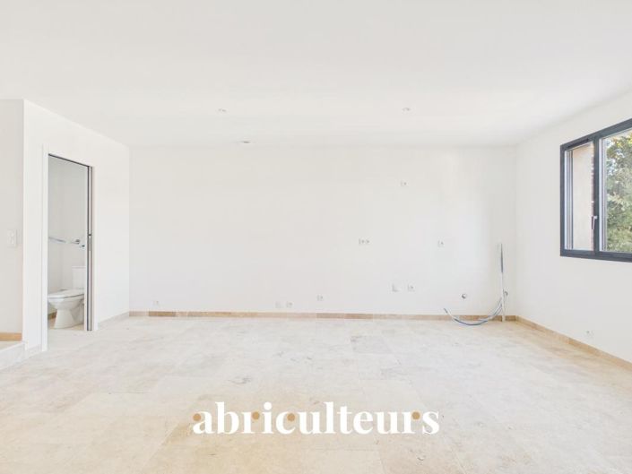 Image No.7-Maison de 2 chambres à vendre à Lambesc