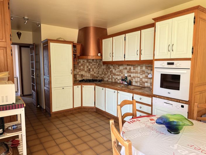 Image No.29-3 Bed House for sale