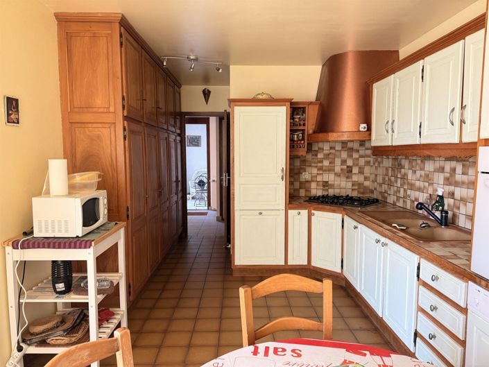 Image No.7-3 Bed House for sale