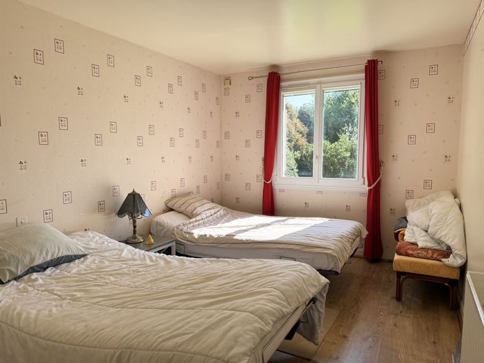 Image No.8-3 Bed House for sale