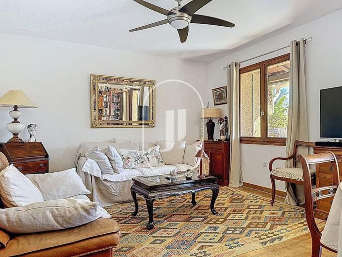 Image No.5-Maison de 3 chambres à vendre à Uzès