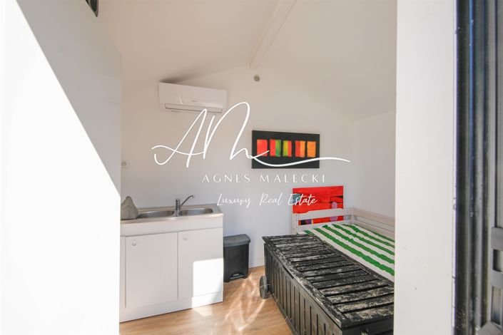 Image No.20-4 Bed House for sale