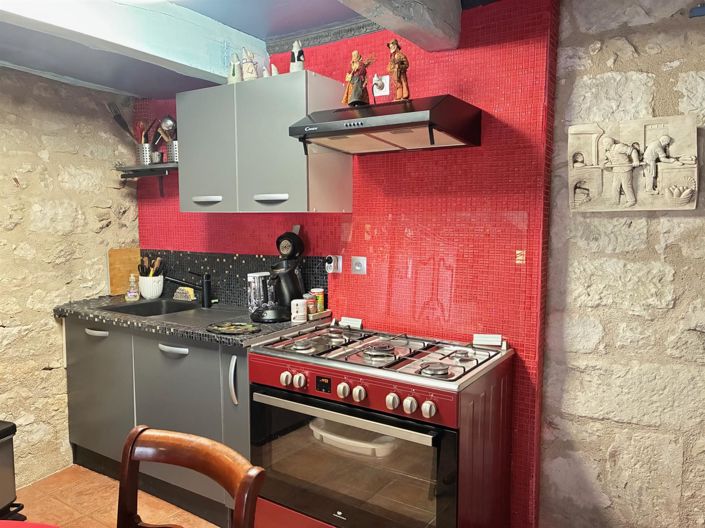 Image No.5-2 Bed House for sale