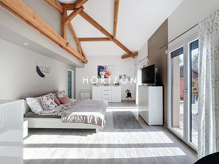 Image No.12-4 Bed House for sale