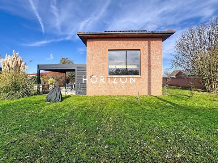 Image No.7-4 Bed House for sale