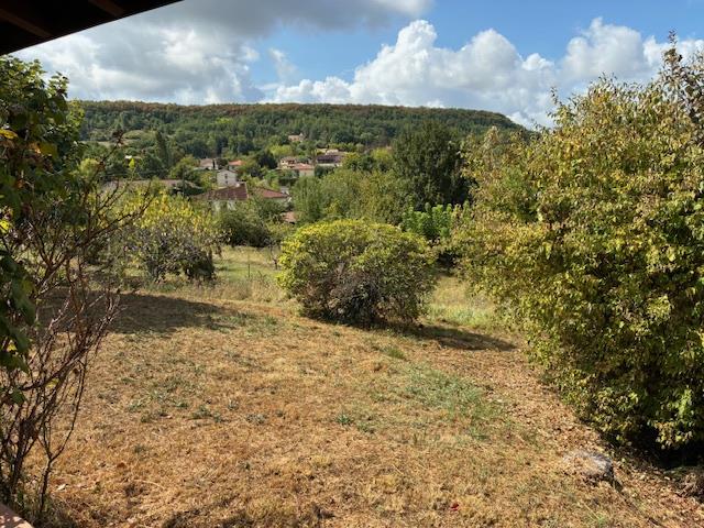 Image No.10-3 Bed House for sale