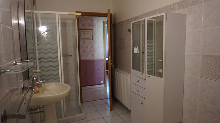 Image No.16-3 Bed House for sale