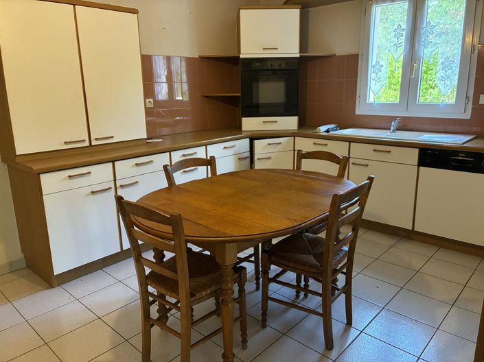 Image No.2-3 Bed House for sale