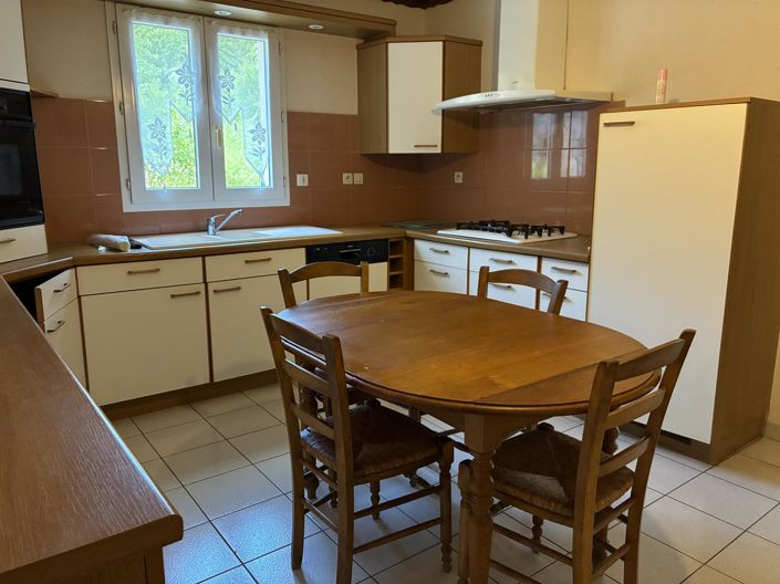 Image No.3-3 Bed House for sale