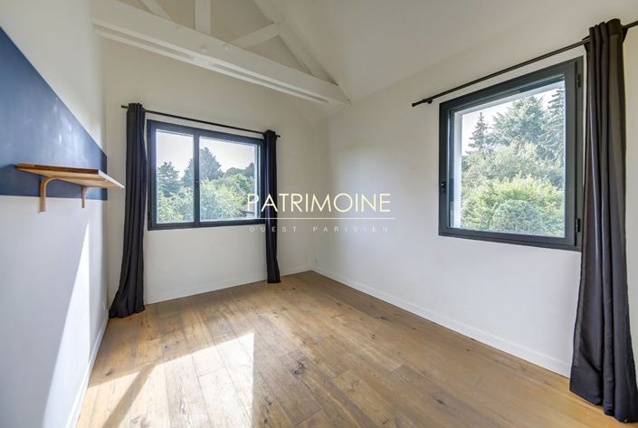 Image No.11-5 Bed House for sale