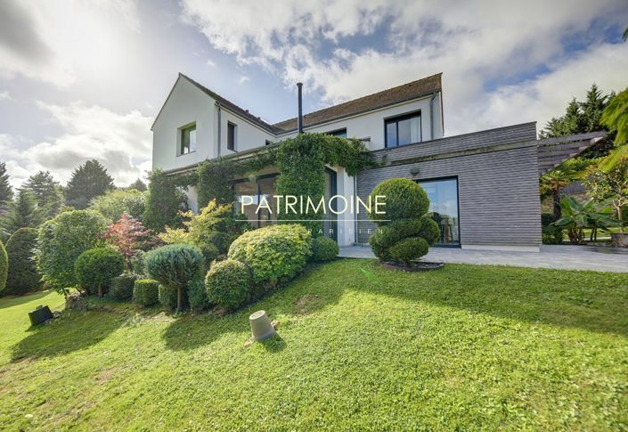 Image No.2-5 Bed House for sale