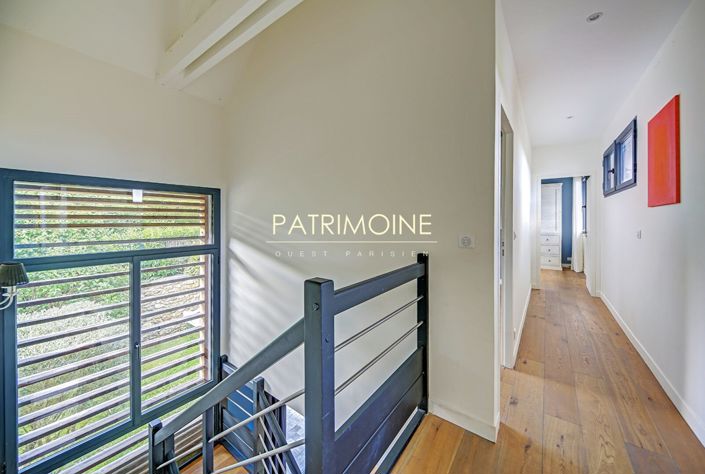 Image No.7-5 Bed House for sale