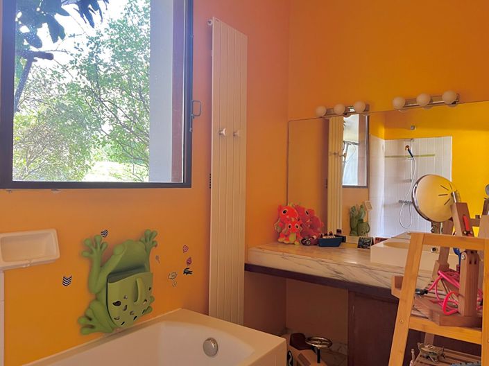 Image No.13-4 Bed House for sale