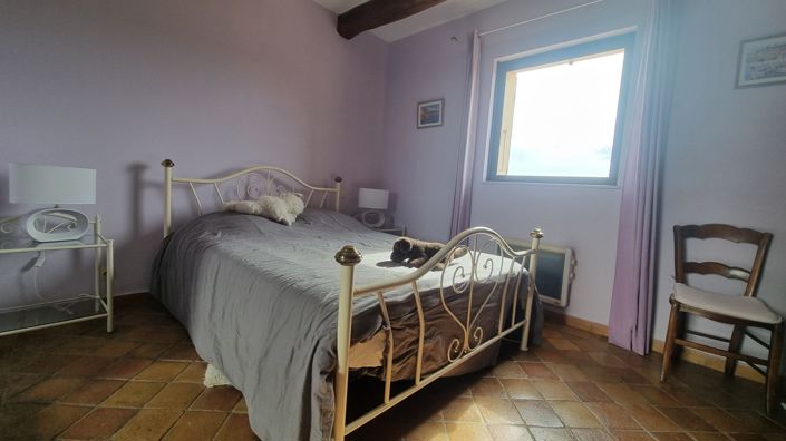 Image No.12-4 Bed House for sale