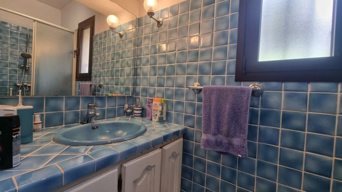 Image No.15-4 Bed House for sale