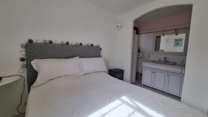 Image No.16-4 Bed House for sale