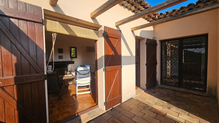 Image No.12-4 Bed House for sale