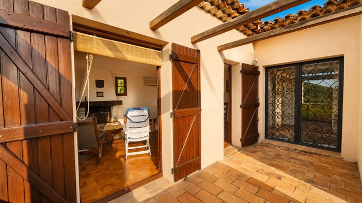 Image No.14-4 Bed House for sale