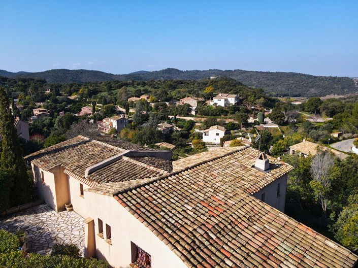 Image No.3-4 Bed House for sale