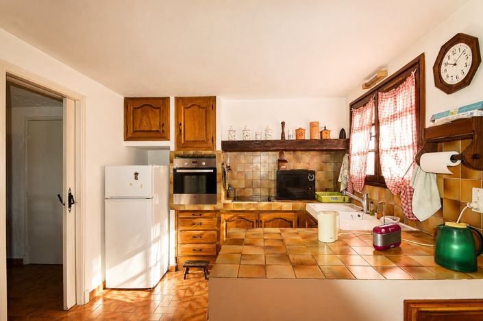 Image No.3-4 Bed House for sale
