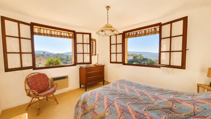 Image No.5-4 Bed House for sale