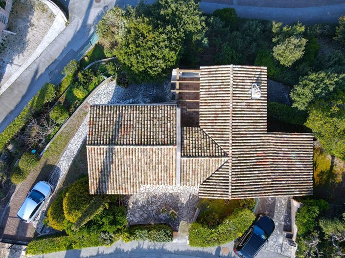 Image No.8-4 Bed House for sale