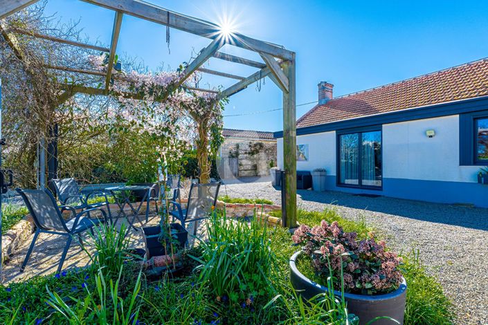 Image No.3-4 Bed House for sale