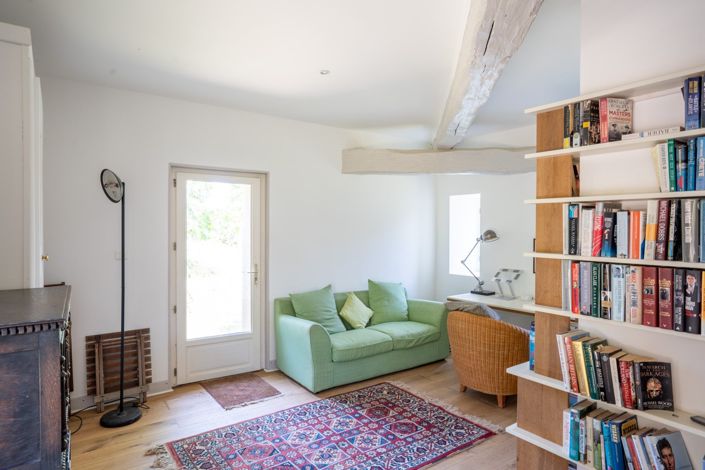 Image No.13-6 Bed House for sale