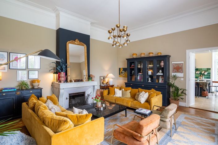 Image No.8-10 Bed House for sale