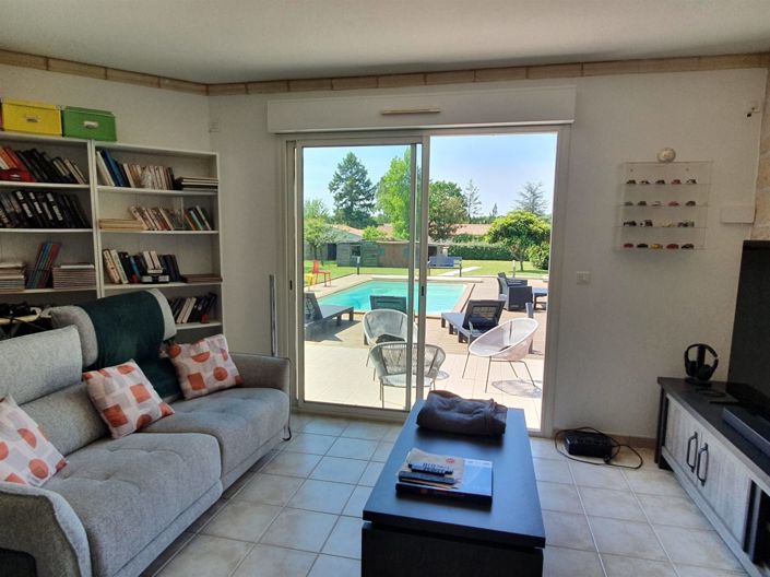 Image No.6-3 Bed House for sale