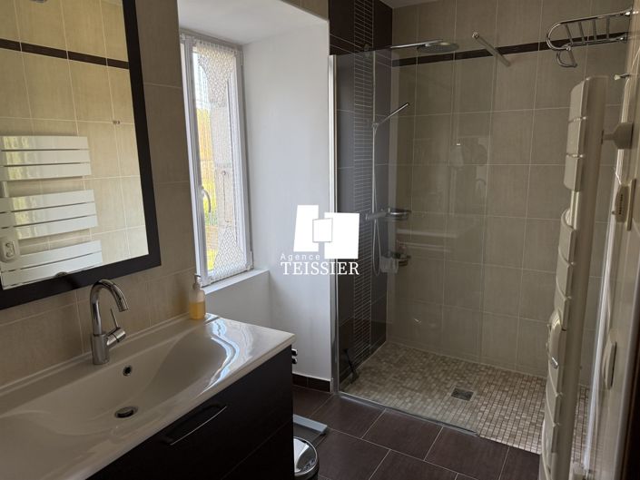 Image No.12-3 Bed House for sale