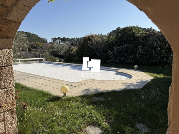 Image No.6-3 Bed House for sale