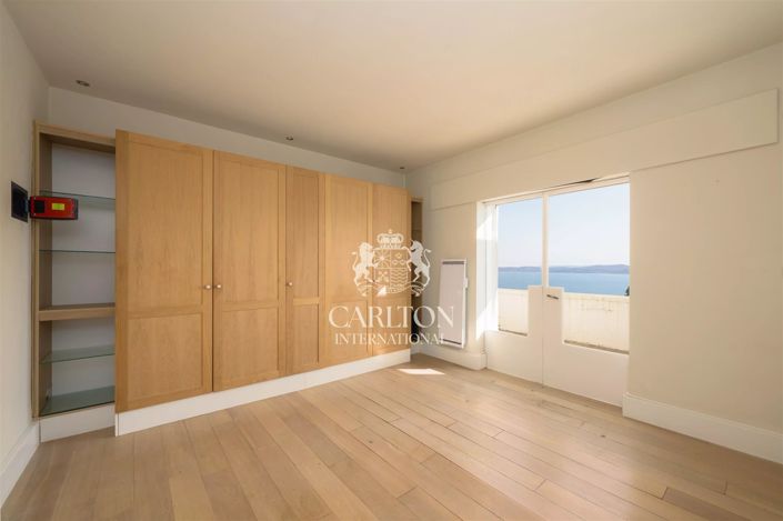 Image No.11-Maison de 10 chambres à vendre à Sainte-Maxime