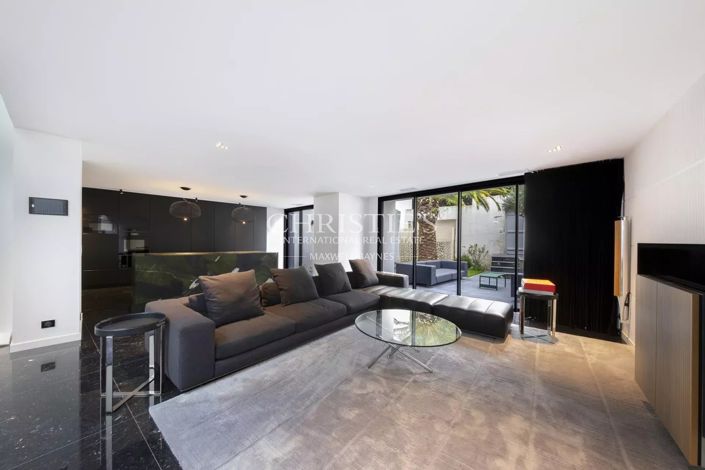 Image No.4-5 Bed House for sale