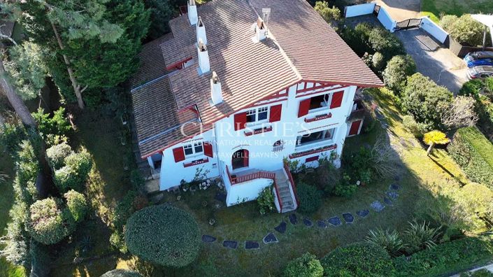 Image No.13-6 Bed House for sale