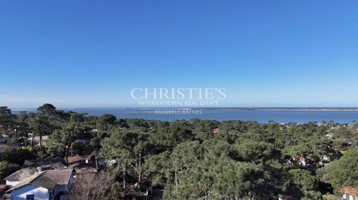 Image No.15-6 Bed House for sale