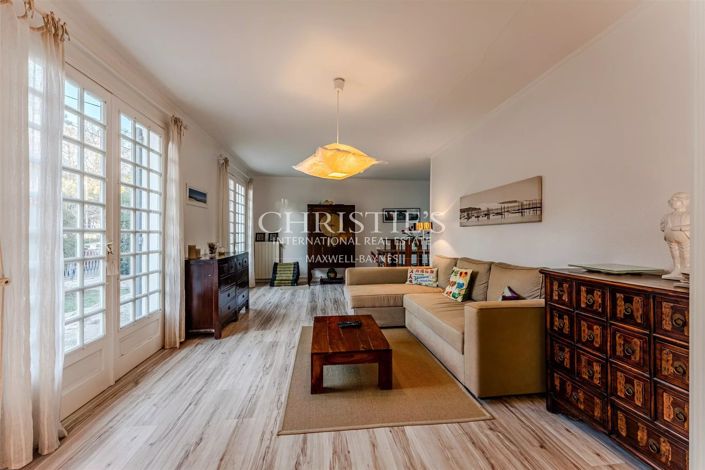 Image No.5-3 Bed House for sale