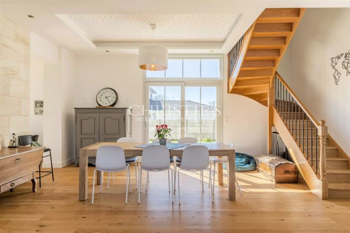 Image No.6-5 Bed House for sale