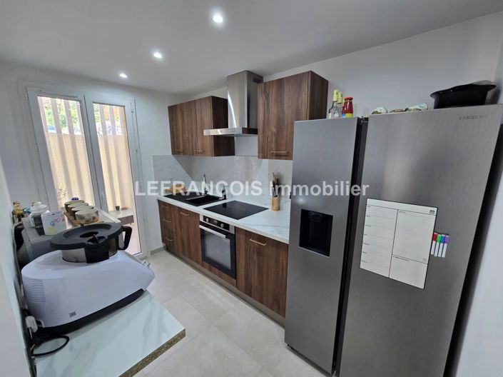 Image No.8-2 Bed Apartment for sale