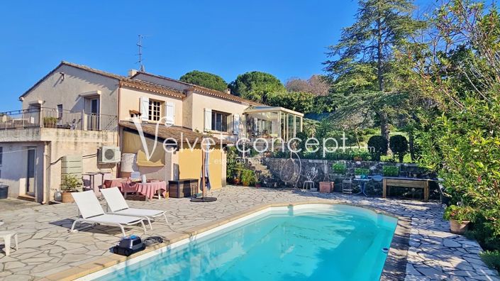 Image No.3-5 Bed House for sale