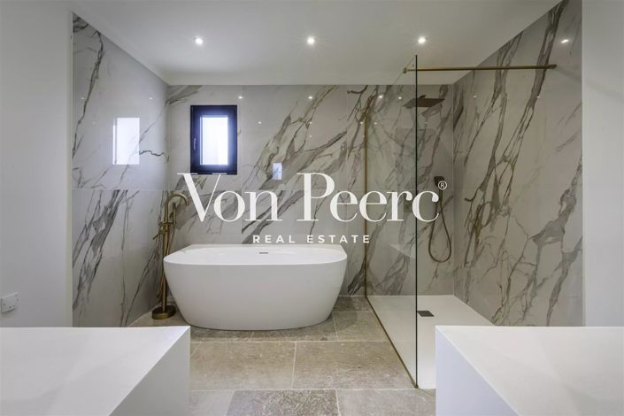 Image No.16-4 Bed House for sale