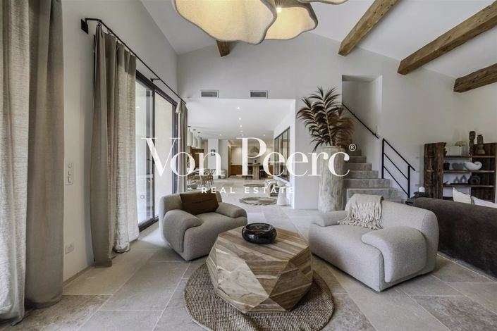 Image No.8-4 Bed House for sale