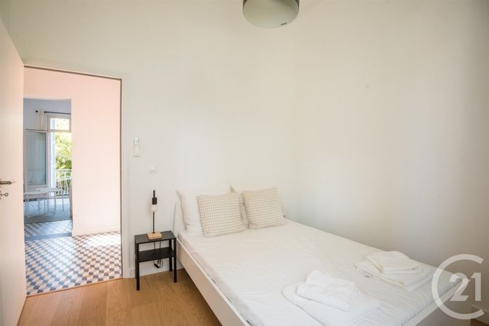 Image No.12-3 Bed House for sale